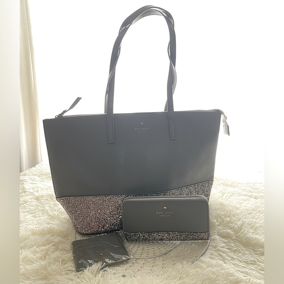 ♠️ Kate Spade Tote Bundle - Picture 2 of 15